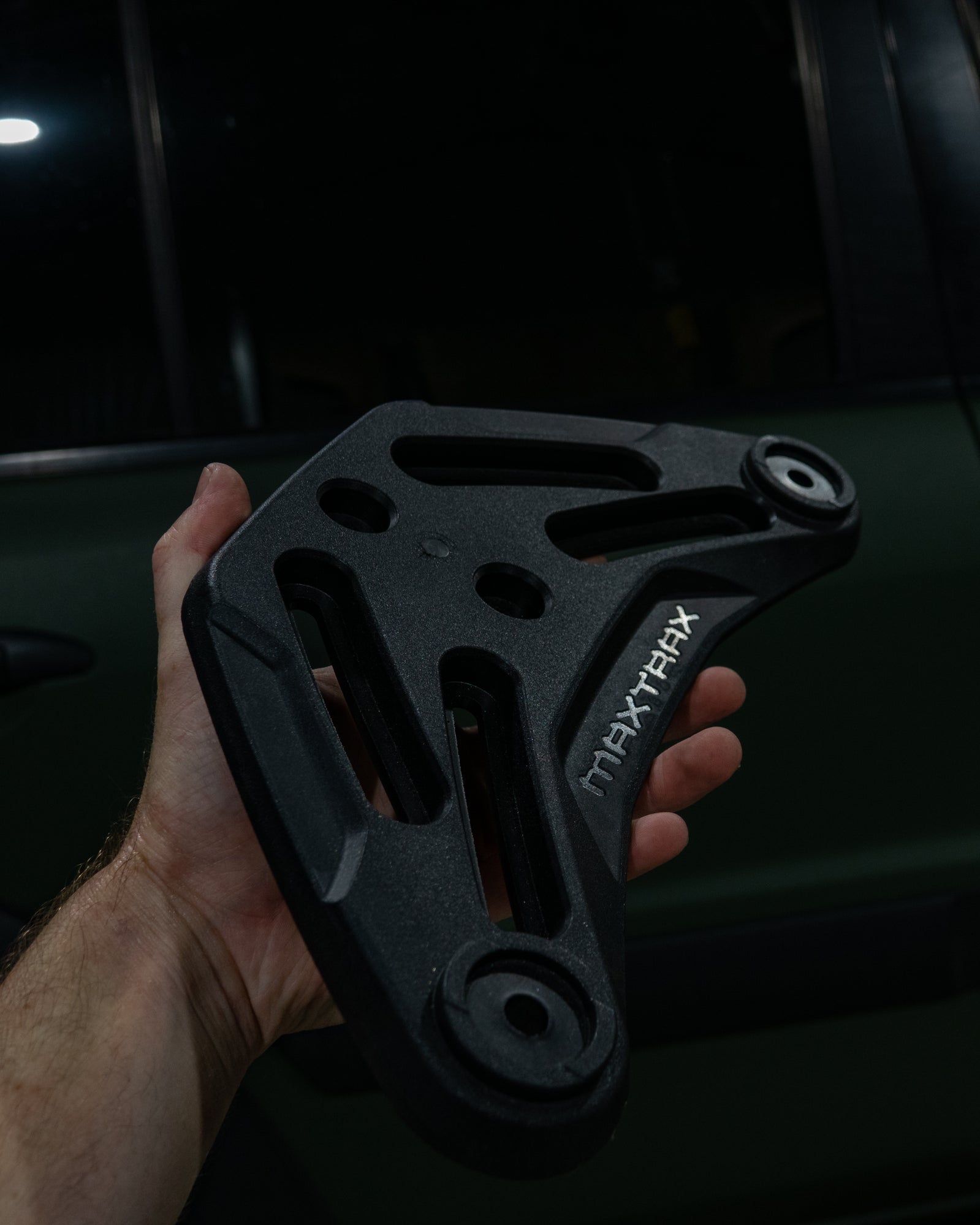 MAXTRAX FLAT RACK MOUNT XTREME XMPS WITH UNIVERSAL MOUNTING